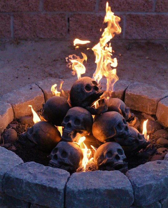 Myard Human Skull Fire Pit Log